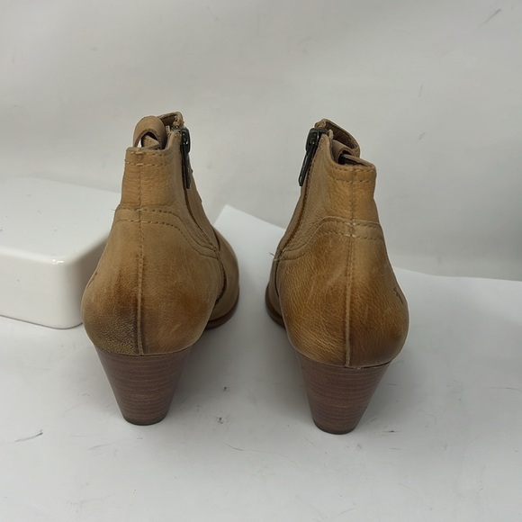 Frye Sz 8 Amado Wedge Zip Bootie Antiqued Tan Leather - Picture 8 of 12